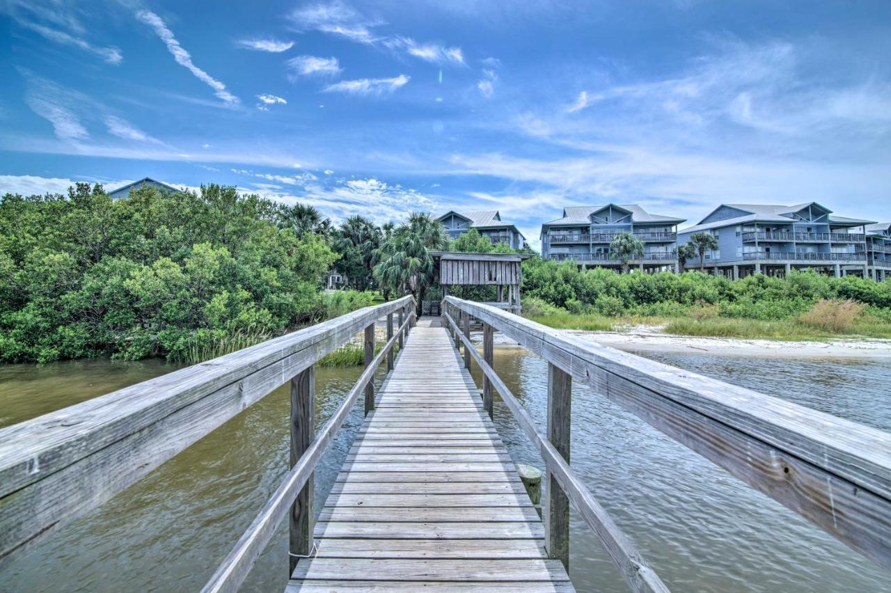 Beachfront Cedar Key Retreat With Pool Access! Εξωτερικό φωτογραφία
